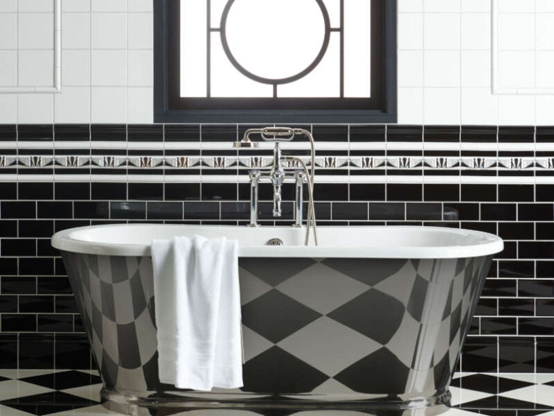 Original-Style_Artworks_Manhattan-White-border-with-Jet-Black-Brilliant-White-with-Tileworks-Illusion-White-Fantasy-Black-floor
